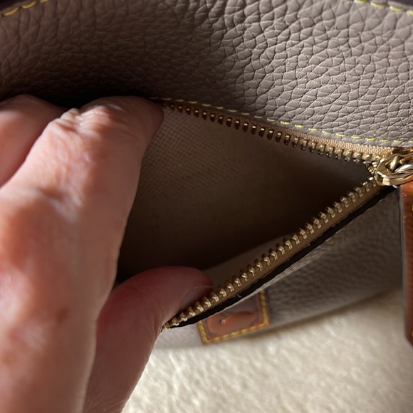 NWT Domed Crossbody Elephant Grey Crossbody Bag. - Picture 6 of 8